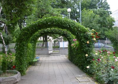 Вход
